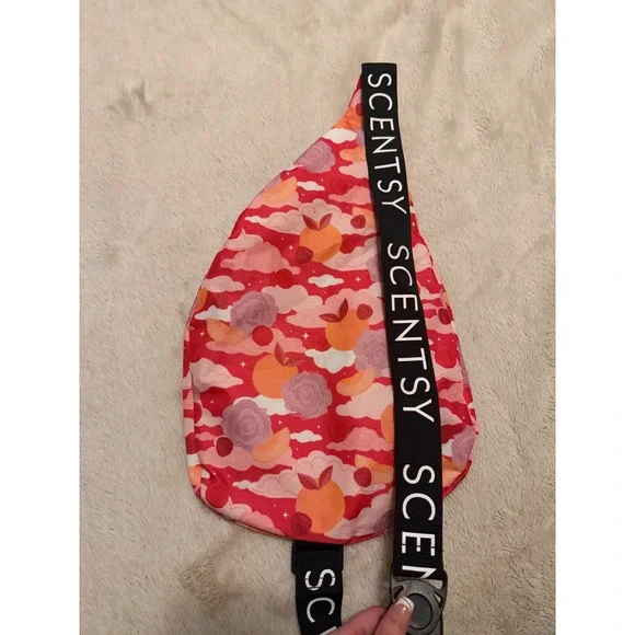Scentsy Independent Consultant Sling Bag - Picture 3 of 3